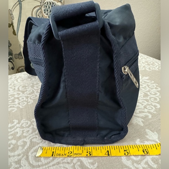 Hillard & Hanson Silver Hardware Navy Blue Adjustable Strap Purse - Picture 4 of 10